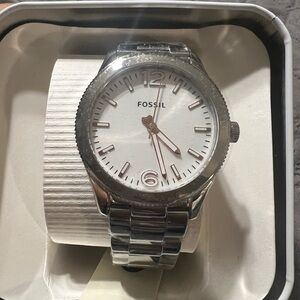 NWT FOSSIL women’s stainless steel watch
